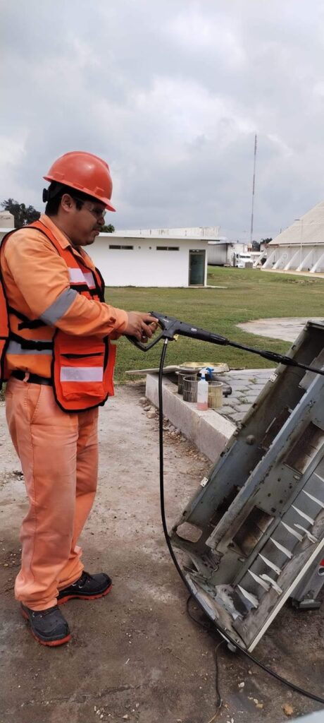 1212 aire acondicionado 8211 multiservicios leon 8211 mantenimiento en aire acondicionado 460x1024