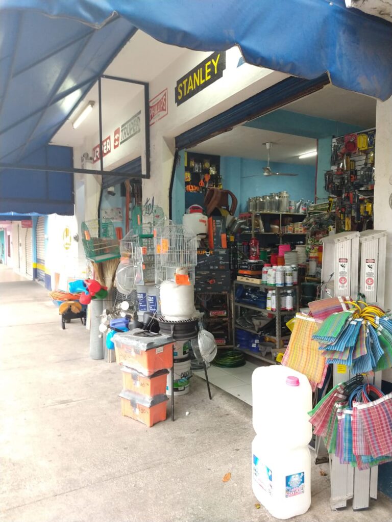 1754 ferreteria del valle 768x1024