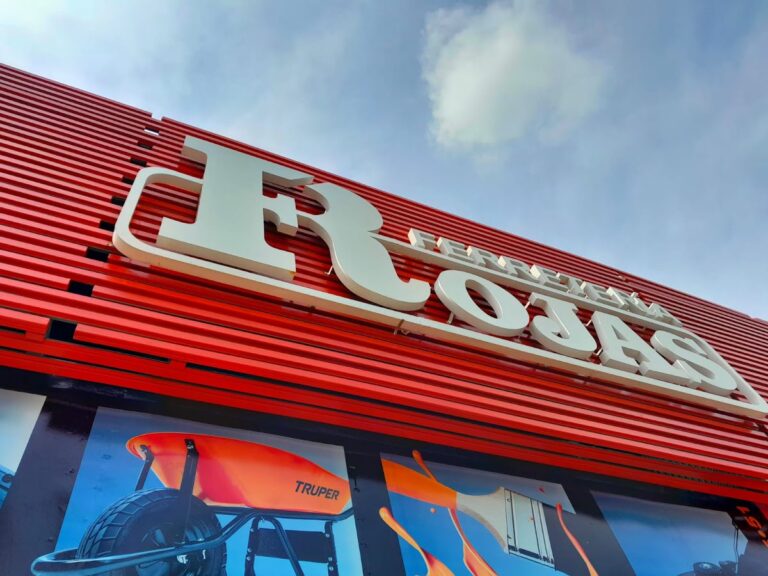 1804 ferreteria rojas 768x576