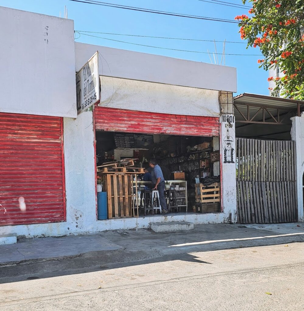 1910 el mundo del tornillo 999x1024