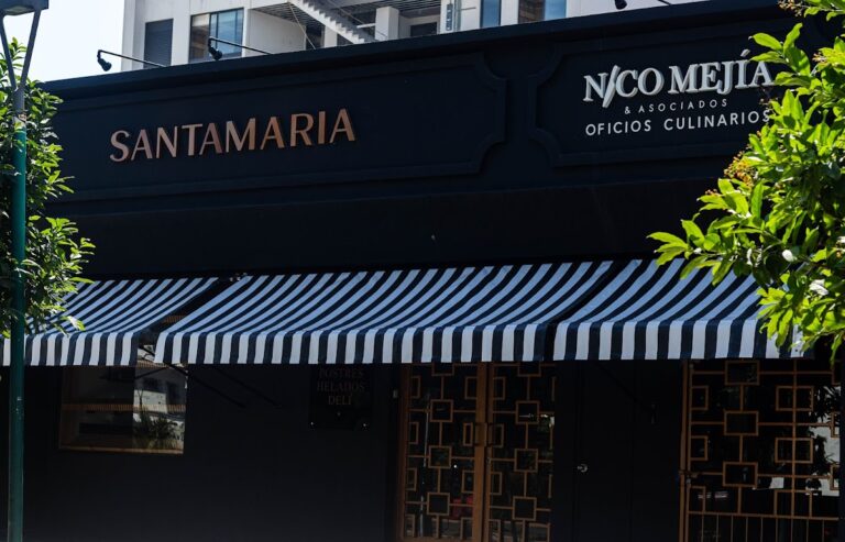 2455 santamaria pan y cafe 768x493