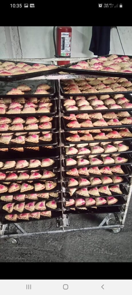 2470 panaderia las tres lupitas 461x1024