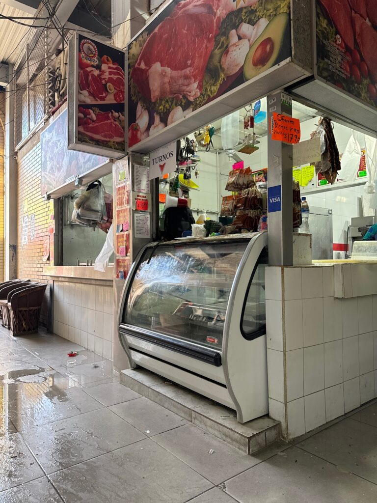 2759 carniceria la vencedora 768x1024