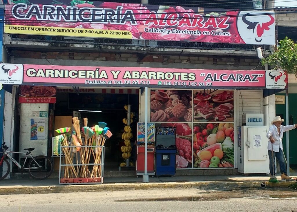 2928 carniceria y abarrotes alcaraz 1024x731