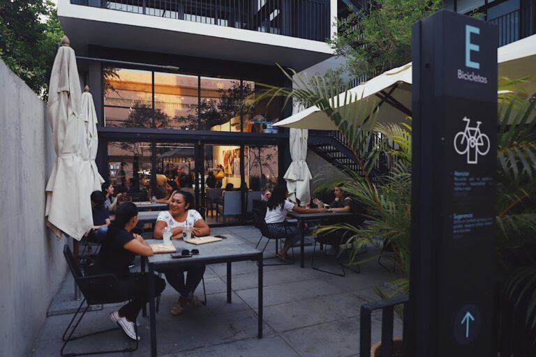 2980 lamorosita 768x512