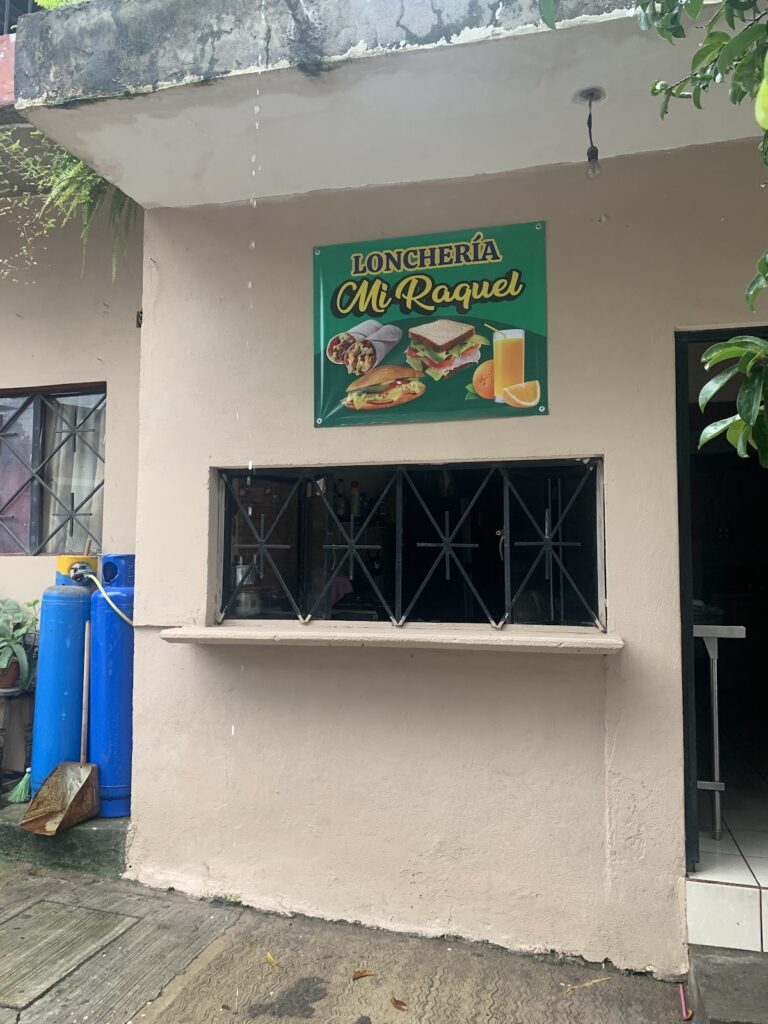 3280 loncheria mi raquel 768x1024