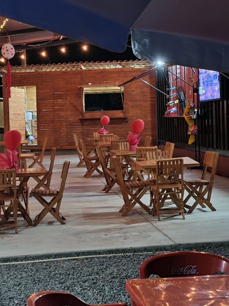 3312 magiczone cafe restaurante bar 768x1024