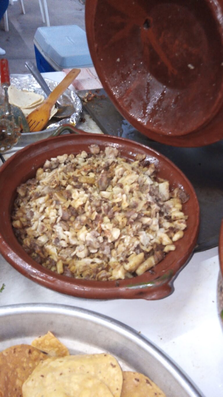 3428 taqueria mendoza 768x1365