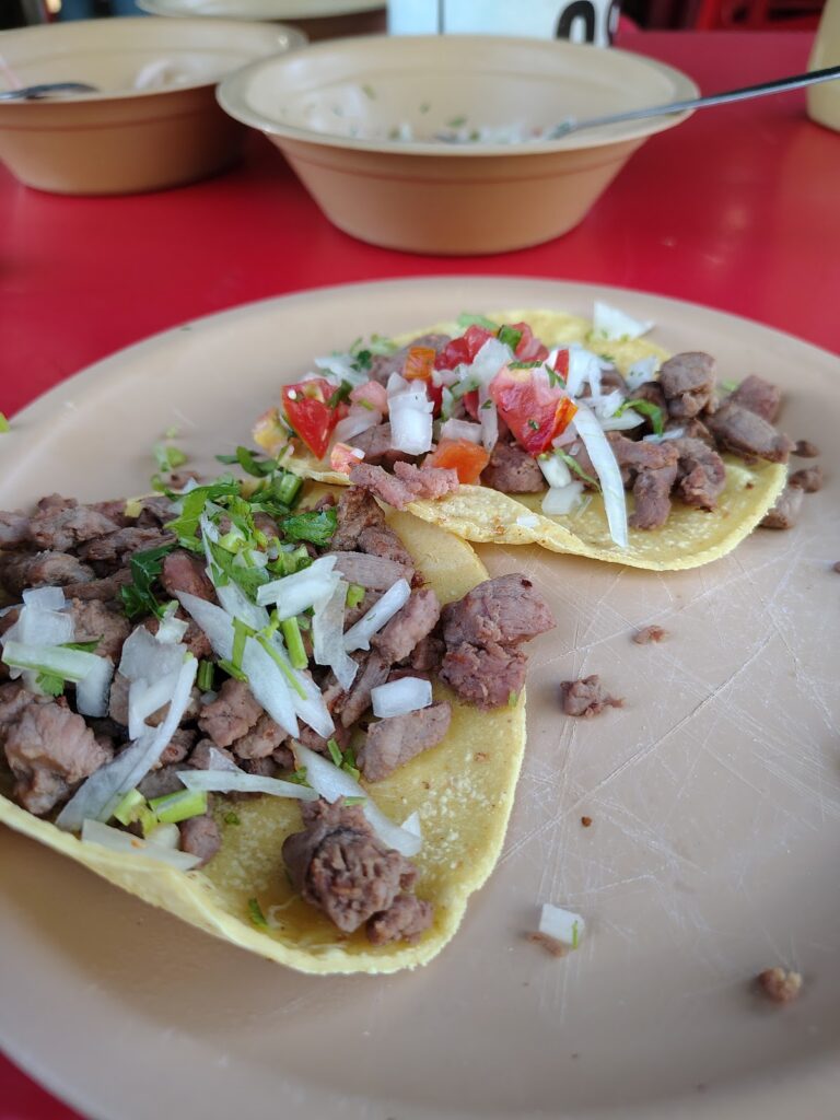 3510 tacos los pioneros 768x1024