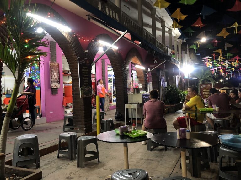 571 taqueria tacontento cuyutlan 768x576