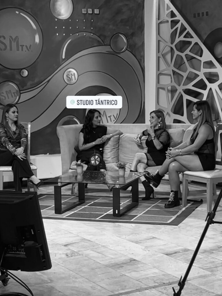 10472 studio tantrico queretaro 768x1022