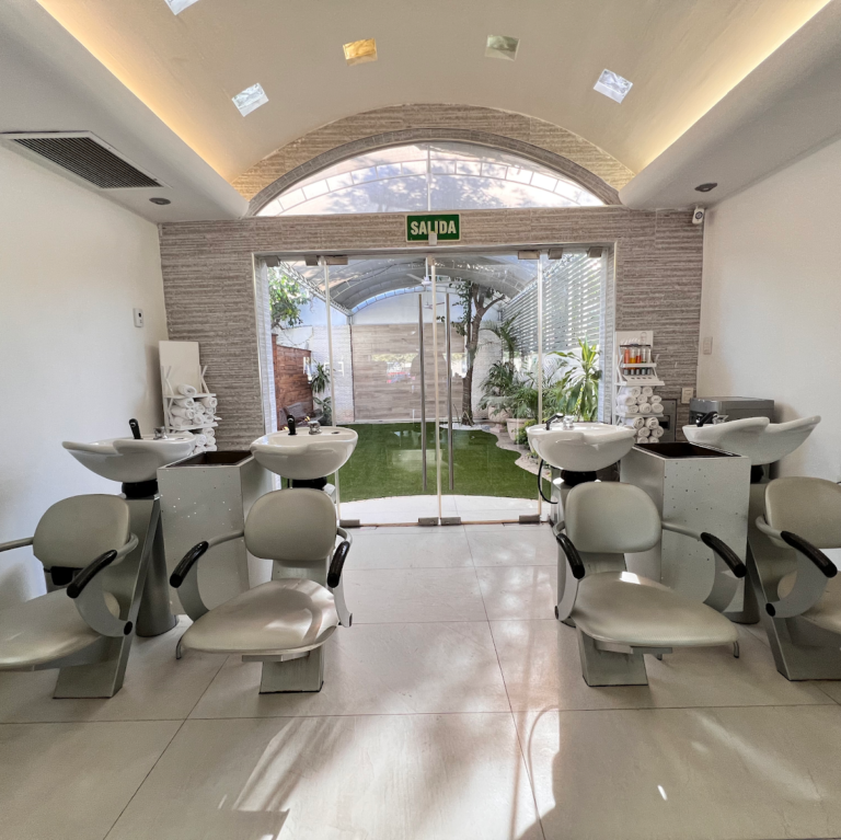 10565 grace spa 768x767