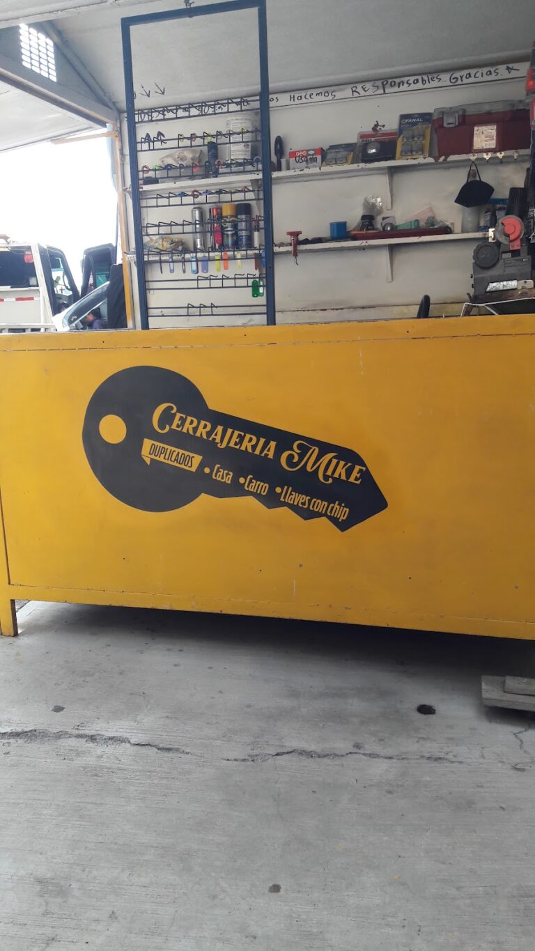 11074 cerrajeria en uruapan mike 768x1365