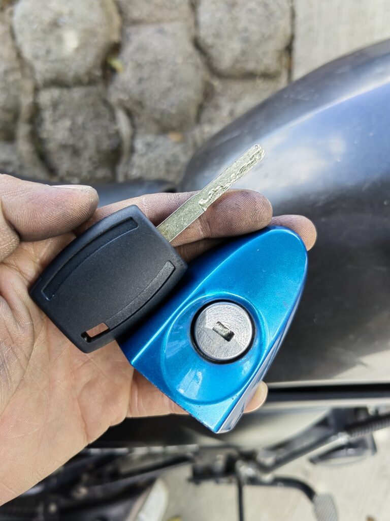 11180 cerrajeria central key 768x1024