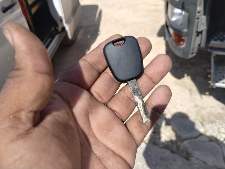 11208 cerrajeros cancun mv 768x579