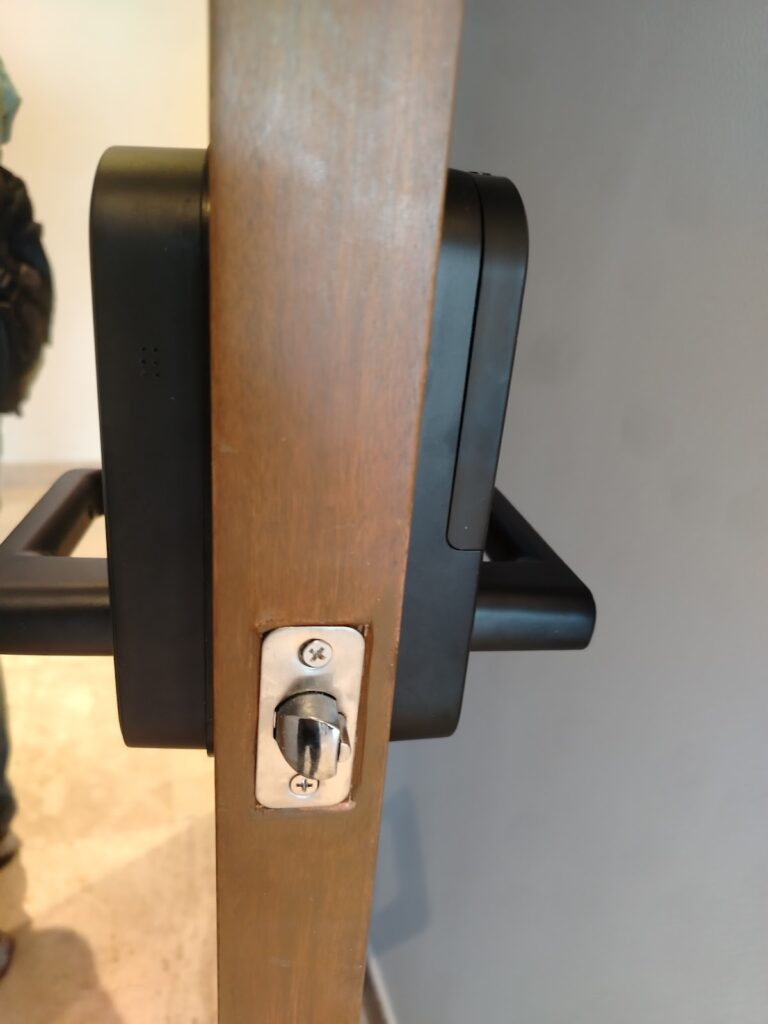 11222 cerrajero 24 horas 768x1024