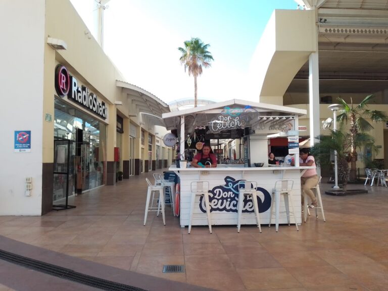 15601 radioshack plaza san lucas 768x577