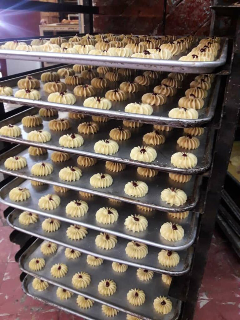 16165 panaderia la princesa 768x1024