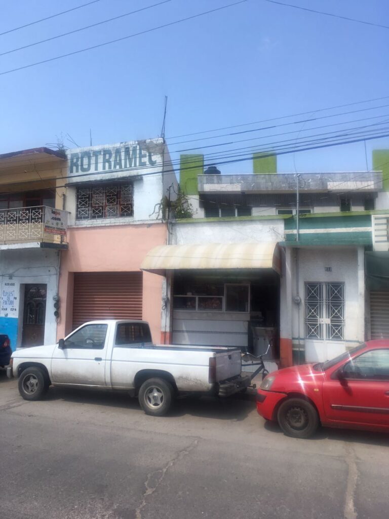 16395 carniceria carnes supremas y cortes finos 768x1024