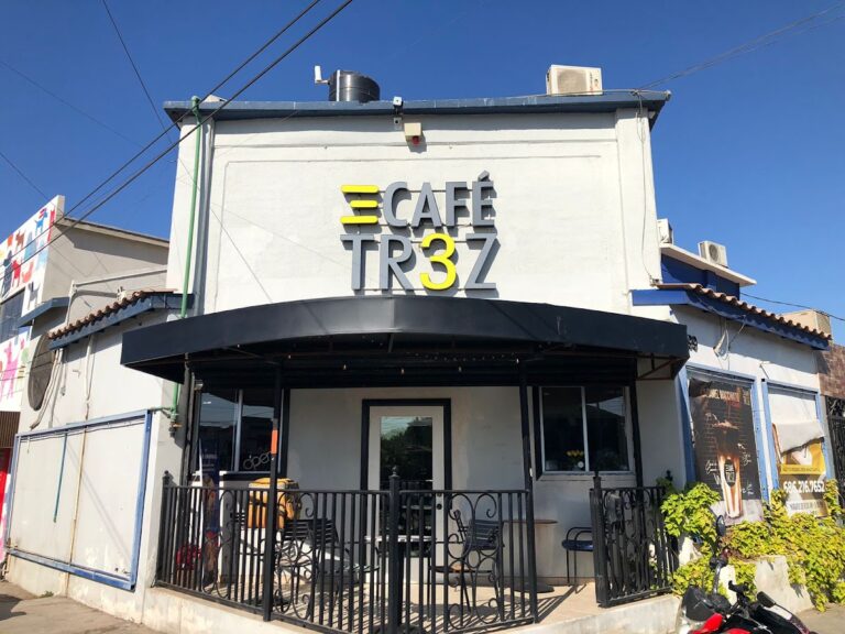 16629 cafe tr3z 768x576