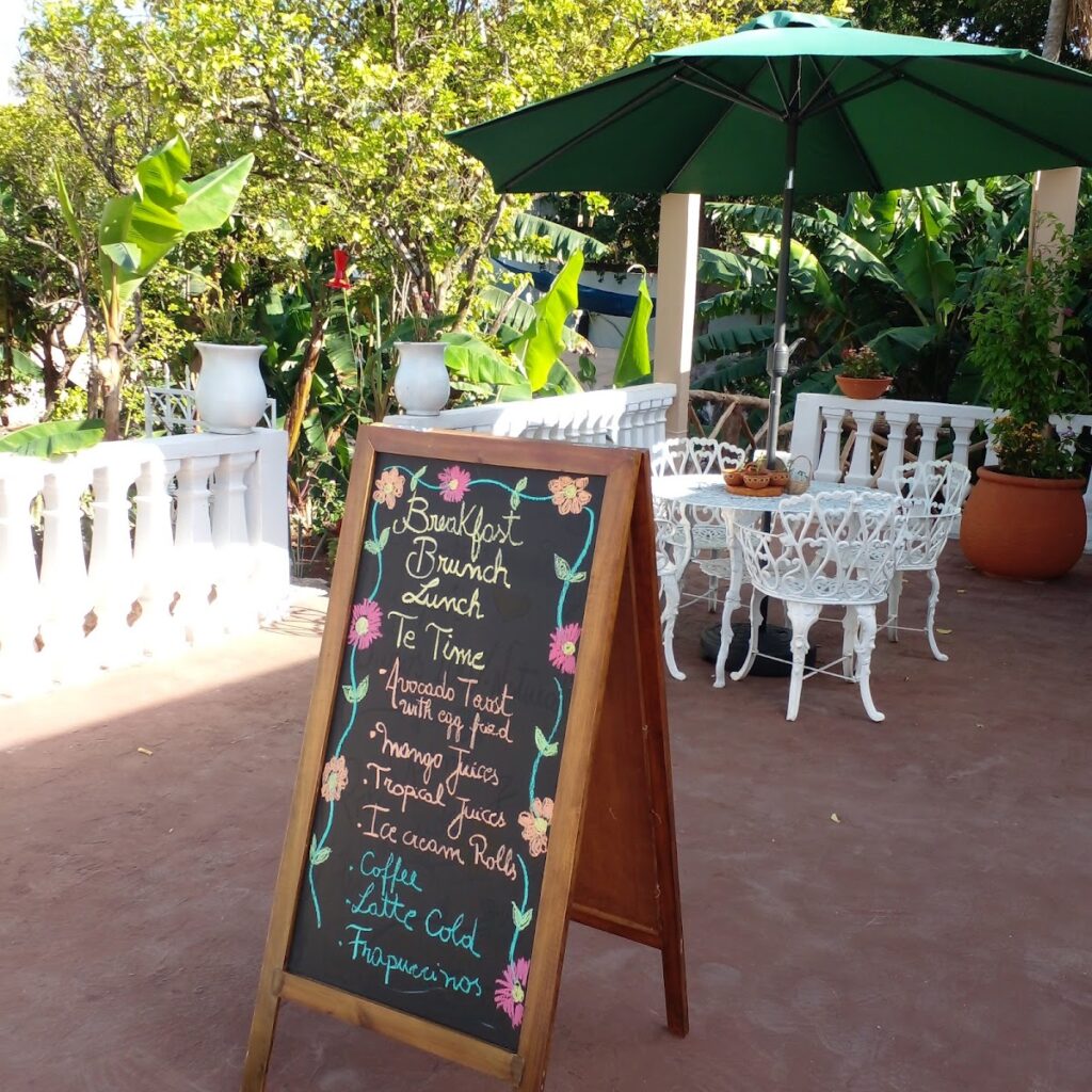 16980 carolin cacao cafe boutique 1024x1024