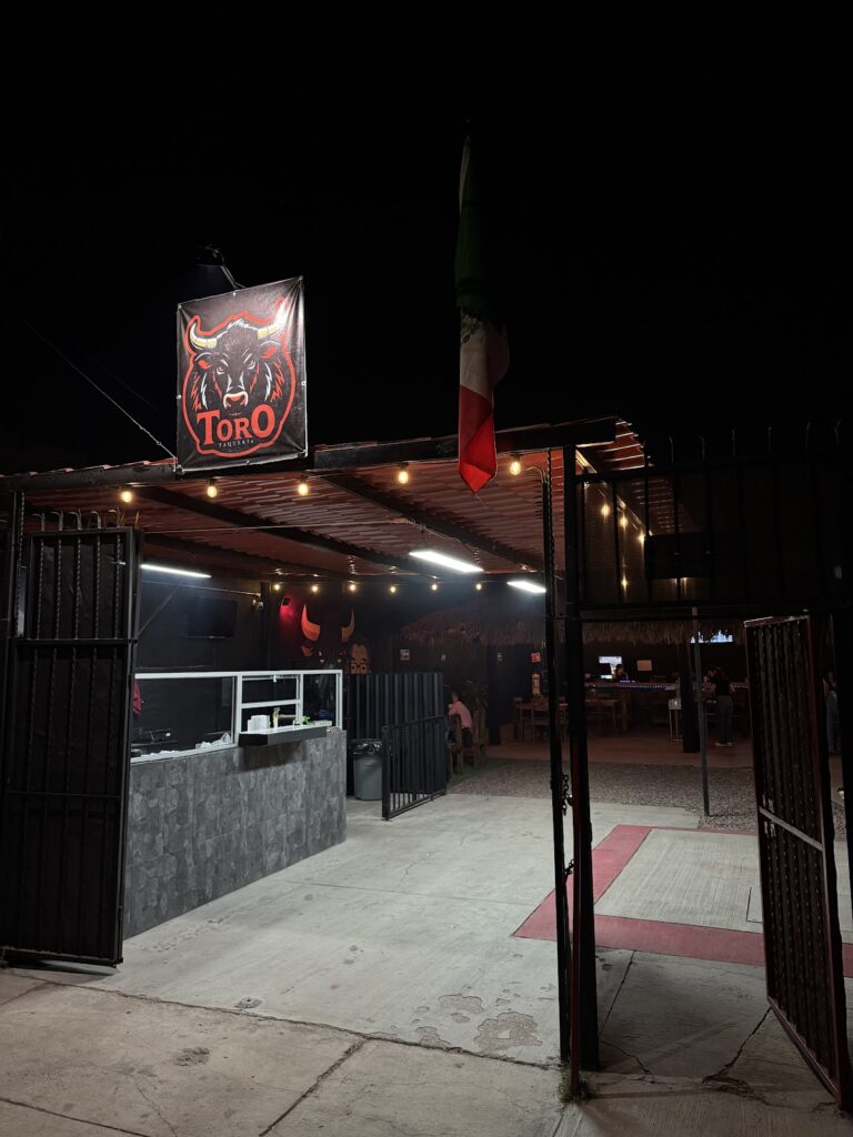 16998 toro taqueria la paz 768x1024