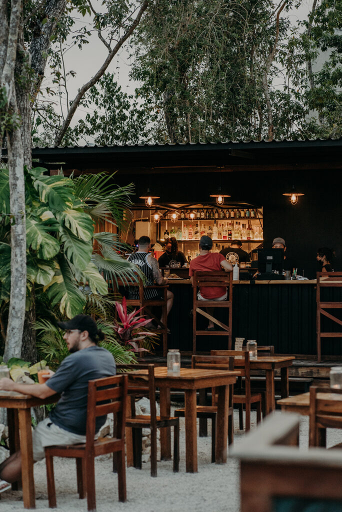 17217 la taqueria · ᴘɪɴᴄʜᴇꜱ ᴛᴀᴄᴏꜱ ꜱʜᴏᴘ 684x1024