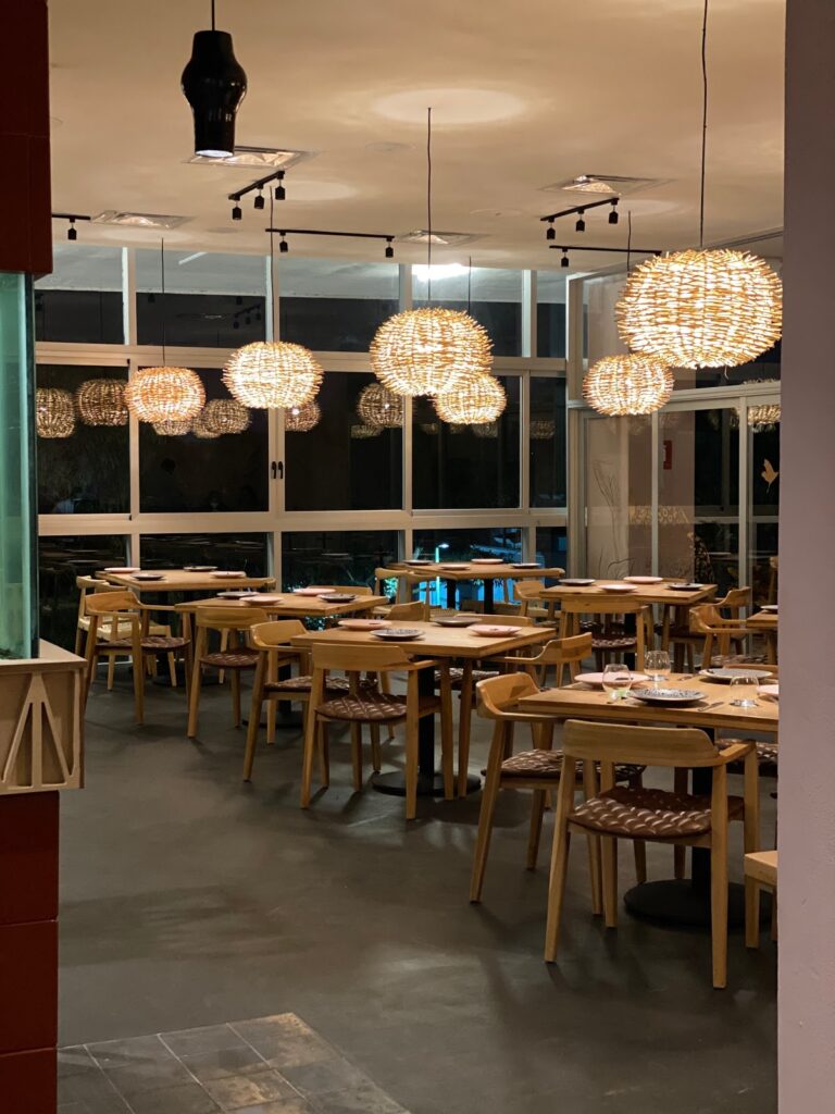 17948 vuelve carmela 768x1024