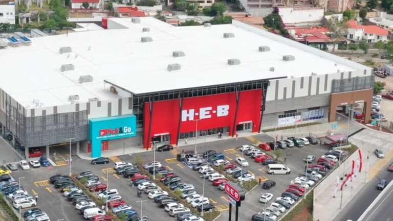 18202 h e b bernardo quintana 768x433