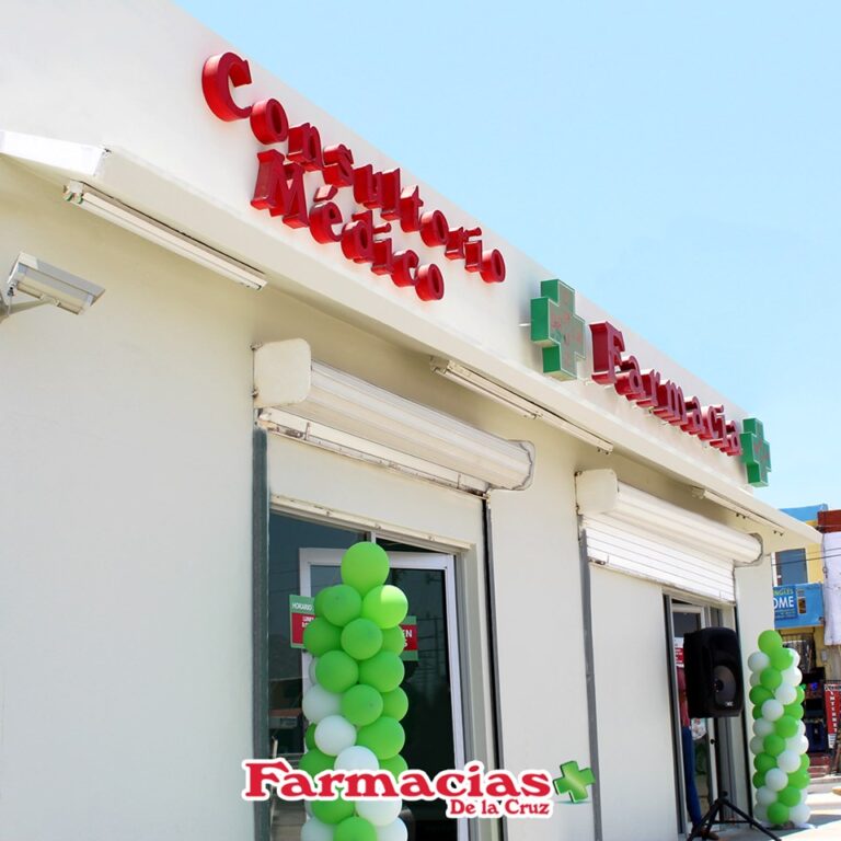 18645 farmacias de la cruz 768x768