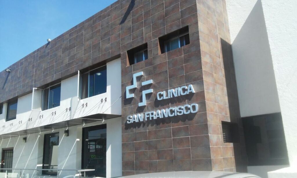 19182 clinica san francisco 1024x614