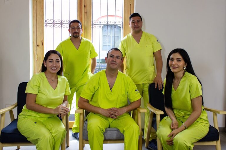 19409 salud oral dentista especialistas en implantes endodoncia protesis ortodoncia periodoncia cirugia bucal 768x512