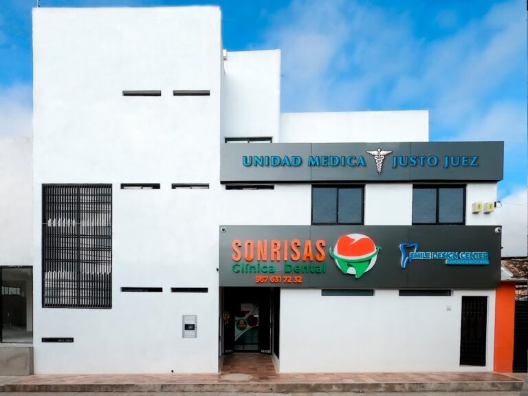 19413 clinica sonrisas 768x576