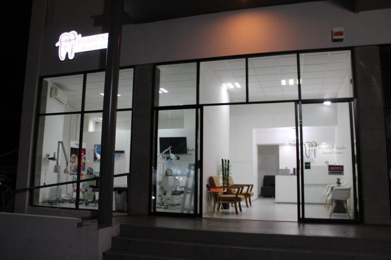 19532 health smile dental center 768x512