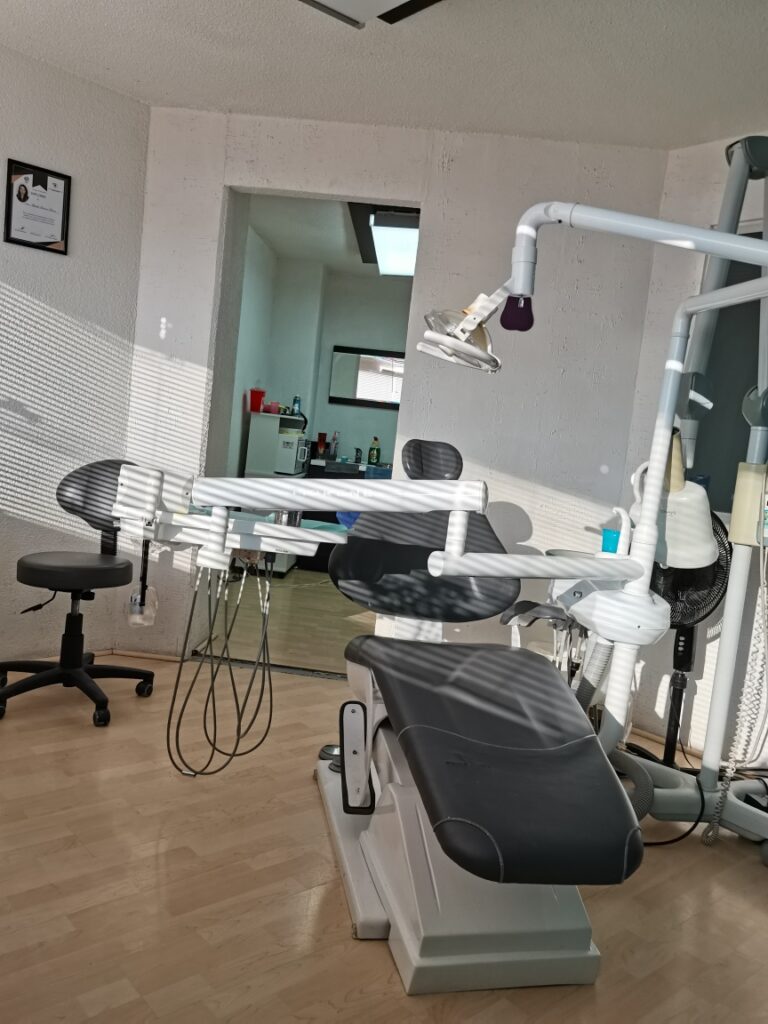 19615 odontologia integral queretaro y estetica dental 768x1024