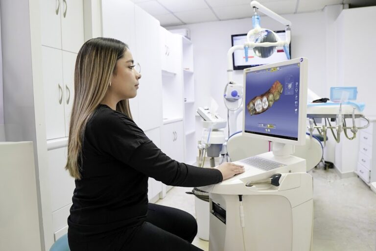 19694 family dental nogales 768x512