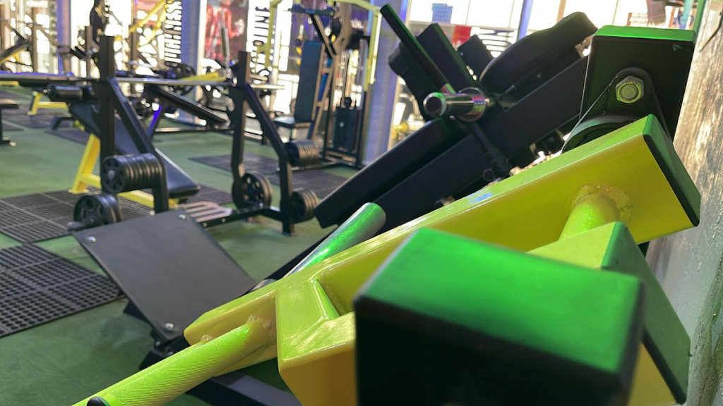 20189 bullys fit gym 1024x576