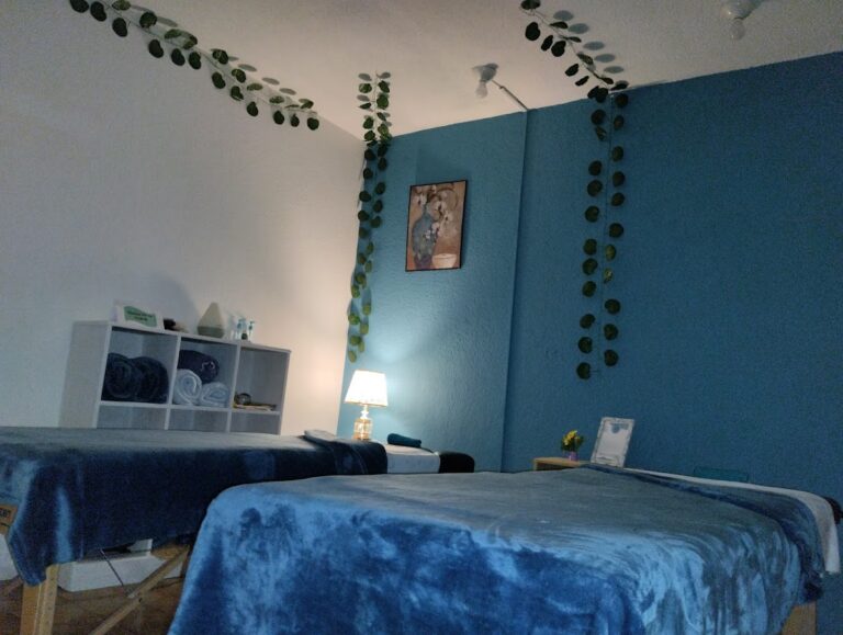 20551 genesis spa 768x579