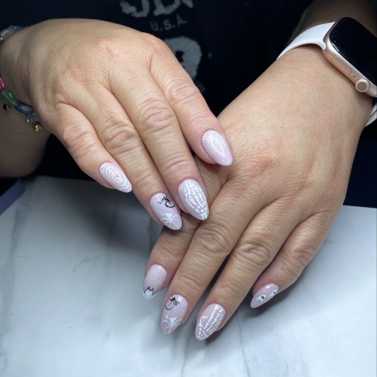 21097 vanguardia estilistas galerias pachuca salon de belleza 768x768