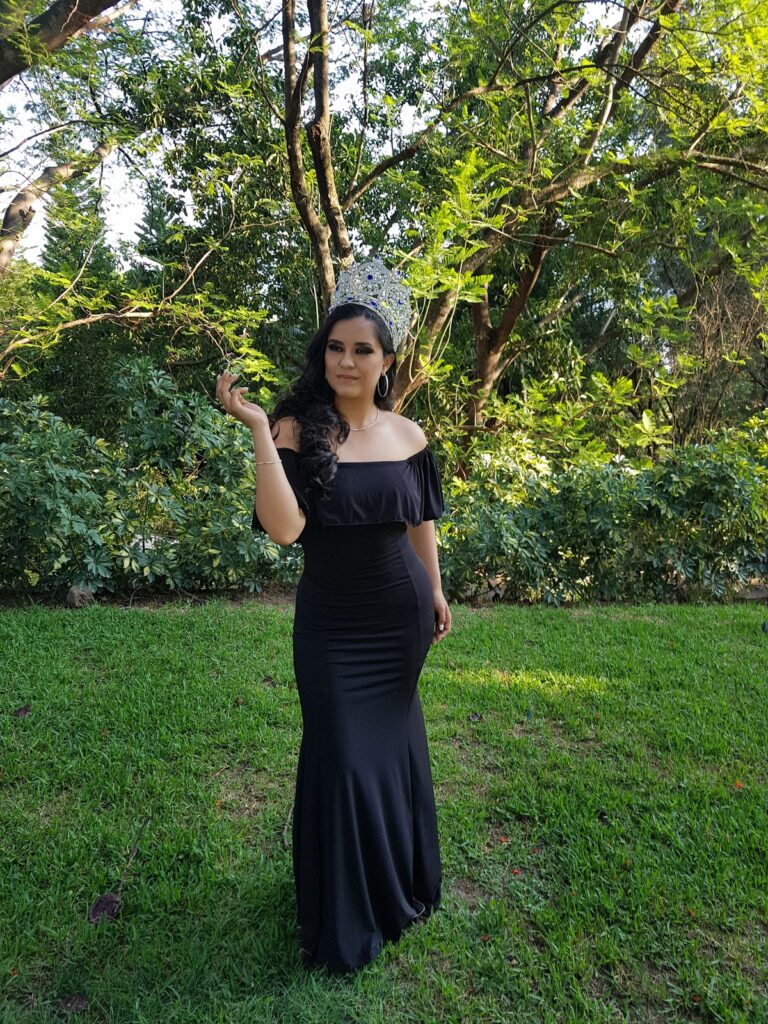 21104 alfredo maciel professional salon y peluqueria 768x1024