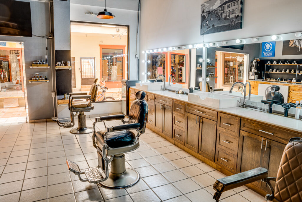 21269 barberia alpha salon spa 1024x683