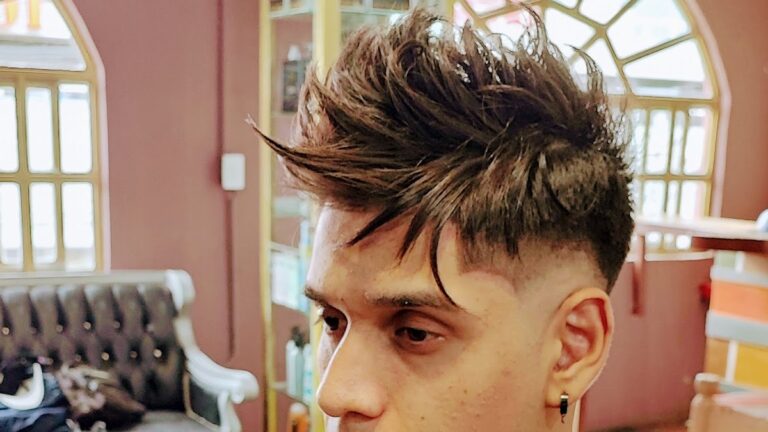 21446 vanidozos barberia salon 768x432