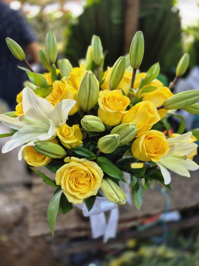 22926 arreglos florales funebres a domicilio 24 hrs en cdmx envios en cdmx y parte de edo mex floreria aline flowers cdmx 768x1024