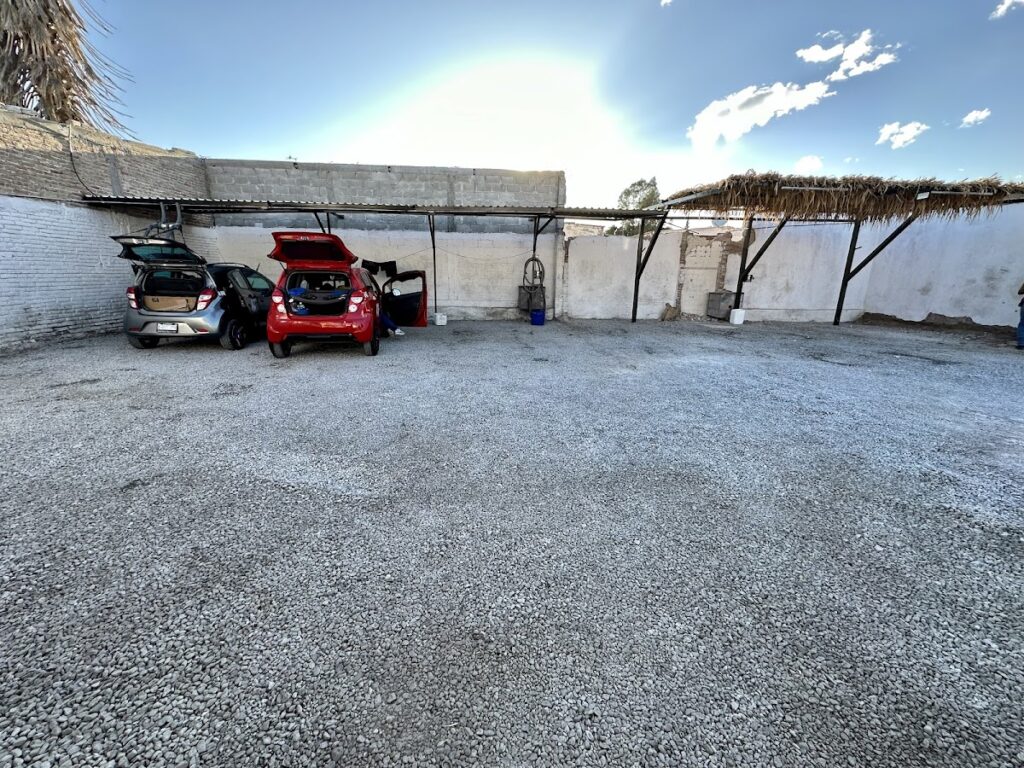 24130 d luxe car wash 1024x768