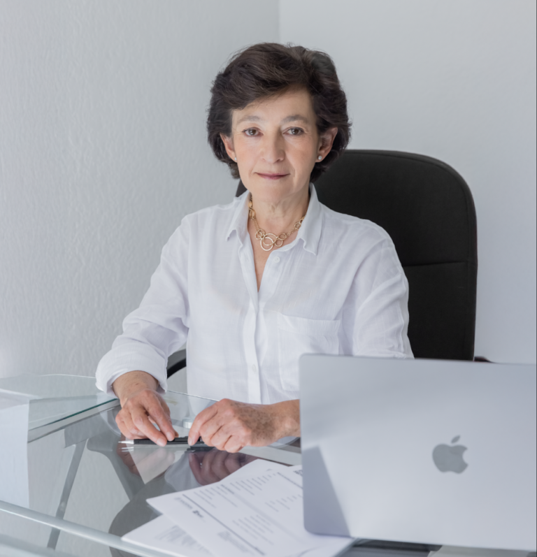 26196 contadores publicos toluca 768x797