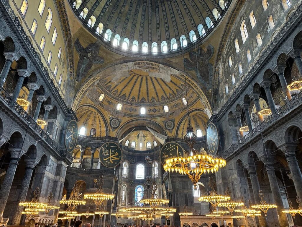 26762 iris tours 1024x768