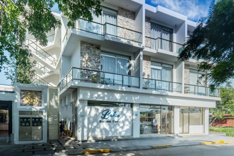 27898 bahia business center 768x512