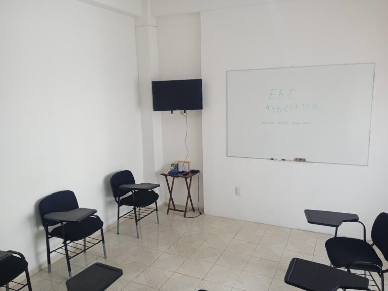 28057 eac english academy 768x576