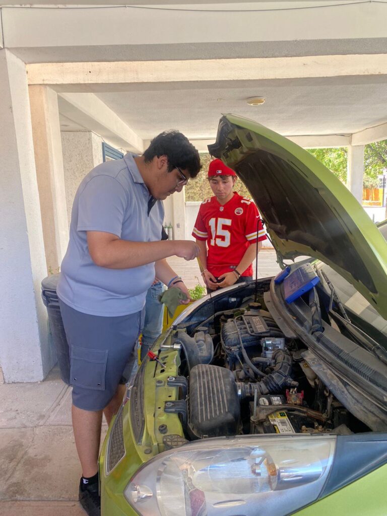 28436 clases de manejo juarez 768x1024