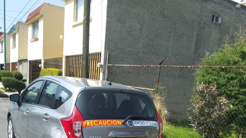 28537 escuela de manejo auto drive 1024x575